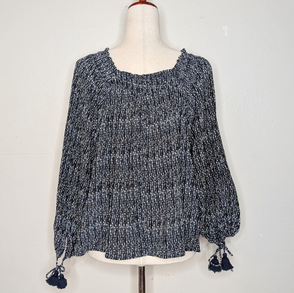 APIECE APART Silk Blue & White Printed Glorieta Top with Tassel Tie Sleeves SZ 4 - Picture 5 of 10